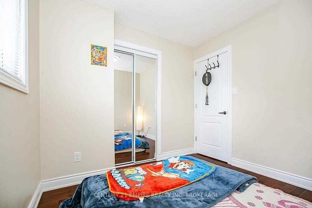 For Lease - 20 Murdoch Drive, Brampton, Ontario - Photo 1