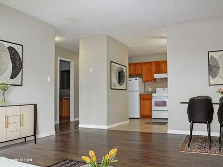 Whitehouse Apartments - Photo 3