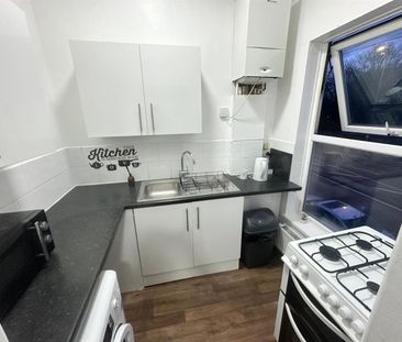 2 Beds - Apartment - - Photo 1