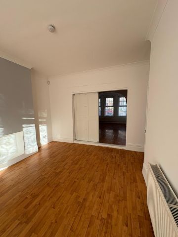 3 Bed Semi-Detached House, Langdale Road, CR7 - Photo 3