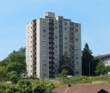 "Moderne 3-Zimmerwohnung mit Balkon am Rheinfall!" - Photo 2