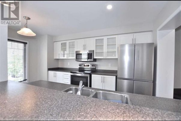 For Lease - 567 Pharo Point, Milton, Ontario - Photo 1