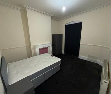 Room in a Shared House, Albert Road, B6 - Photo 2