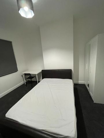 Room in a Shared House, Birkin Avenue, NG7 - Photo 2