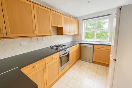 6 Bed Terraced House, Parnell Road, BS16 - Photo 5