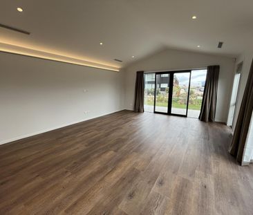 Stylish home in Hanley's Farm - Photo 5