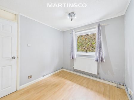 3 bedroom terraced house to rent - Photo 5