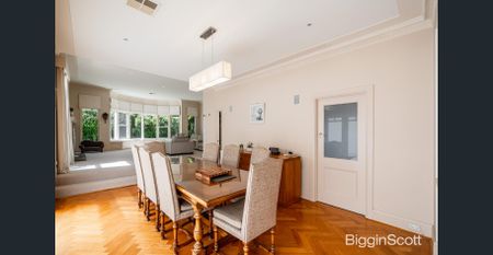 Heritage Charm Meets Modern Comfort in the Heart of Camberwell's Golf Links Estate - Photo 3