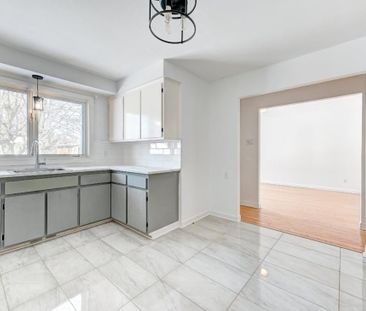 Maison de plain-pied à louer - Brossard (Noms de rues (A)) Maison d... - Photo 2