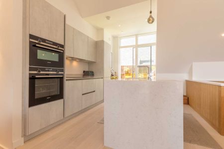 Alderbank, St John's Road, Altrincham - Photo 4