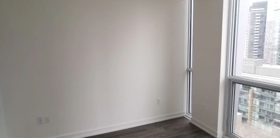 1 Yorkville Avenue #1006 - Photo 2