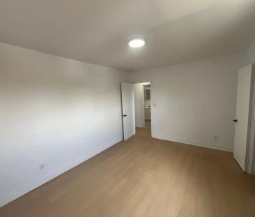 4304 Pierre de Coubertin — 1-1/2 - Photo 3