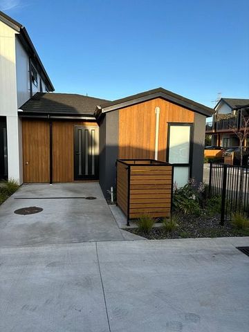 Kumeu, 2 bedrooms - Photo 3