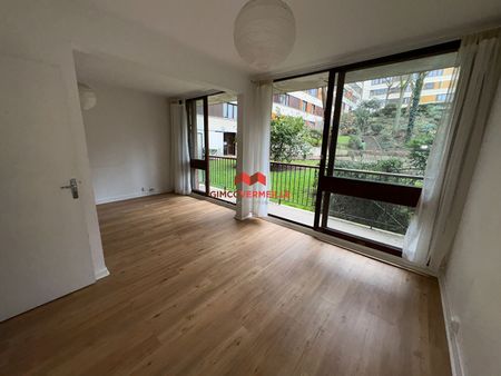 Location Appartement 2 pièces 55m² - Photo 2