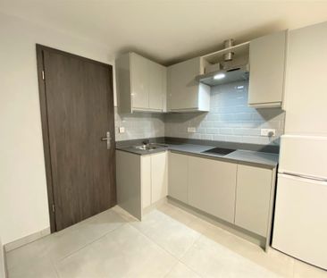 Chaplin Road, Wembley - Photo 6