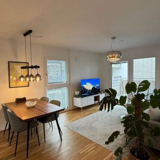 Helle 2-Zimmer-Wohnung – stilvolle Einrichtung optional verfügbar - Photo 1