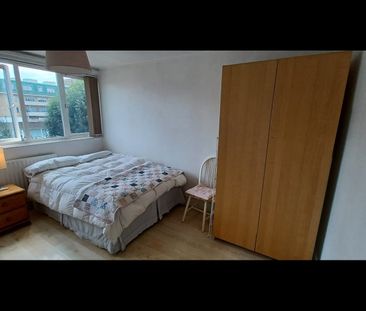 3 Bed Maisonette, Clearbrook Way, E1 - Photo 2