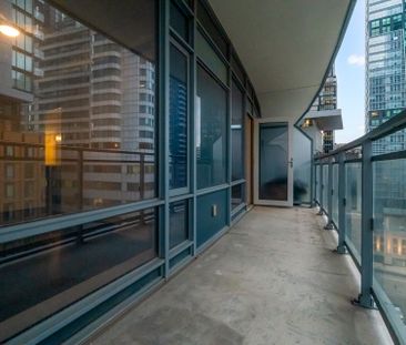 For Lease - 21 Widmer Street Unit# 912, Toronto, Ontario - Photo 3