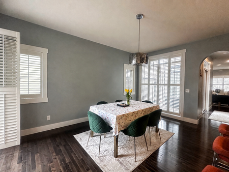 Executive Inner City Home Near North Glenmore Park | Pet Friendly - Photo 3
