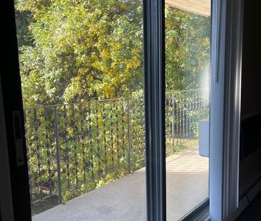 2 BDRM/1 BATH - 2318 ARLINGTON AVE - Available OCT 1 - Photo 6