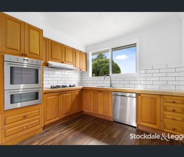 Renovated 2 Bedroom Home - Photo 5