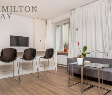 Warszawa, Mokotów, Antoniego Edwarda Odyńca - Photo 2