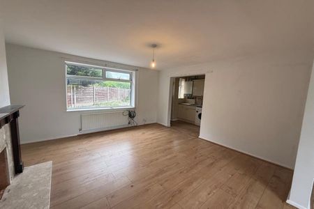 2 Bedroom Terraced To Let - Photo 3