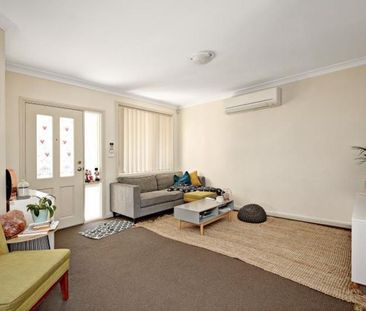 1/92 Park Road, 2213, East Hills Nsw - Photo 4