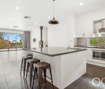 Open the Door to Elegant Living in Mitcham's Leafy Heart - Photo 5