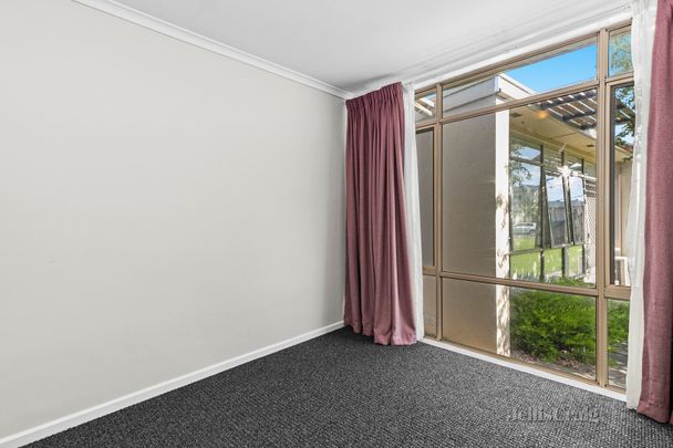 2/40 Chifley Avenue, Altona - Photo 1