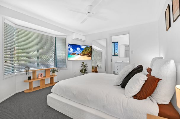 3/39 McMillan Street, Labrador QLD 4215 - Townhouse For Rent | Domain - Photo 1