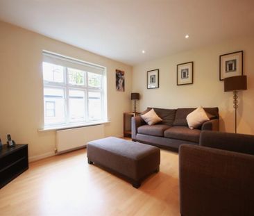 2 Bedroom Apartment To Let - Photo 2