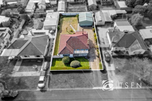 9 Guthrie St, Kangaroo Flat - Photo 1