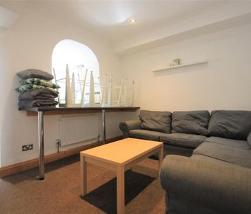 4 bedroom house to rent - Photo 1