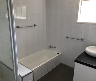 Attractive highset with self-contained studio apartment underneath - Photo 5