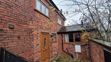 2 bedroom terraced house to rent - Photo 5