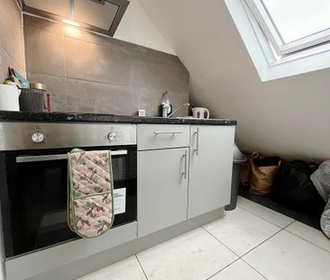 Studio to rent - Photo 6