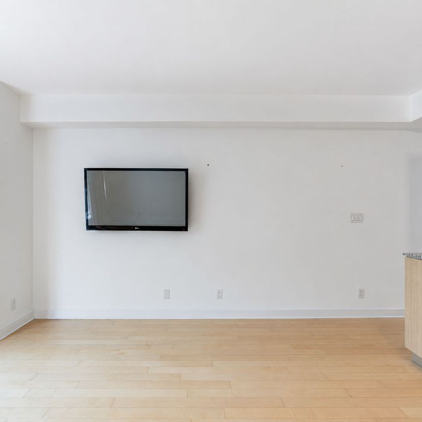 For Lease - 350 Wellington Street Unit# M20, Toronto, Ontario - Photo 1