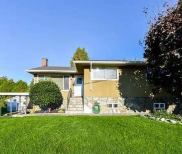 Lower 9686 PRINCESS DRIVE — 1 Bedroom - Photo 1