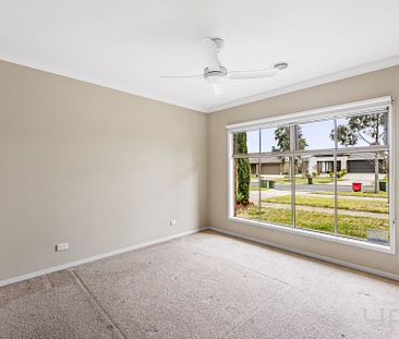 9 Shipwright Parade, Werribee - Photo 3