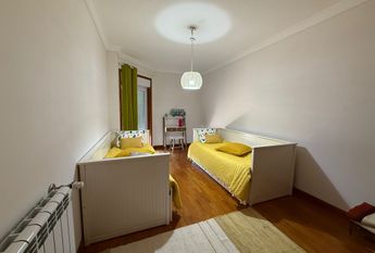 T2 na 1º linha da Praia da Barra com terraço vista mar!