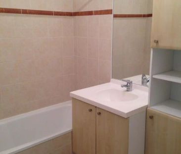 location Appartement T2 DE 43.21m² À CARQUEFOU - Photo 5