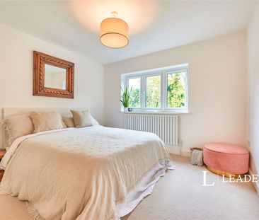 4 bedroom house to rent Stane Close, CM23 - Photo 4