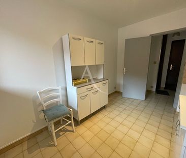 Location Appartement 2 pièces 48m² - Photo 4