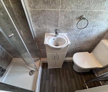 3 bedroom apartment to rent - Photo 5