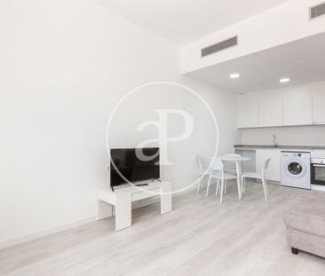 Flat for rent in En Corts (Valencia) - Photo 3