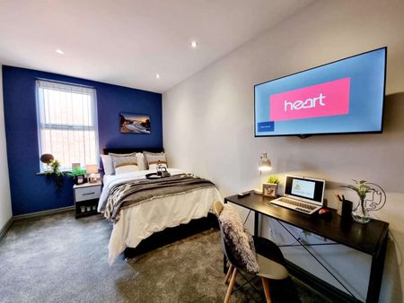 Choose your vibe from 6 incredible suites in this stunning new house share. 😎 Room 6 - Photo 2