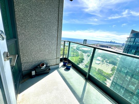 For Lease - 215 Fort York Boulevard Unit# 3709, Toronto, Ontario - Photo 1