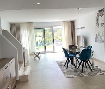 Townhouse · Estepona - Photo 1