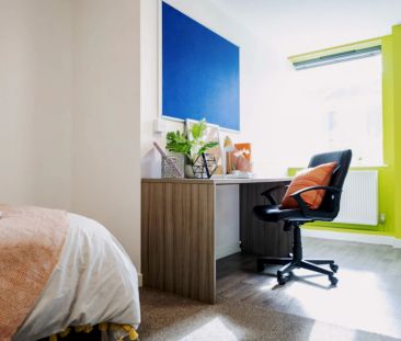 Premium Studio (Sealed Windows) - Photo 2